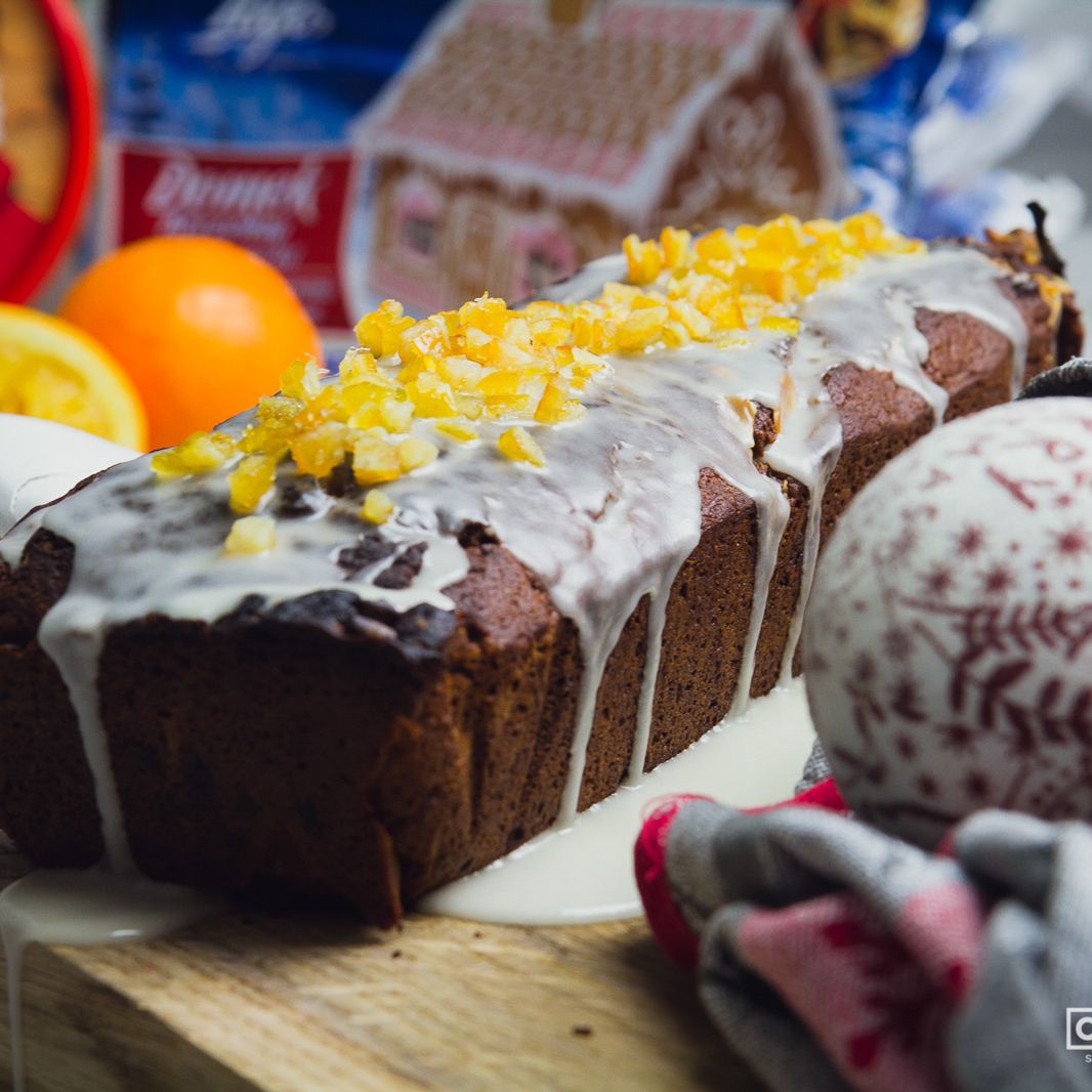 The Quickest Christmas Gingerbread Ever