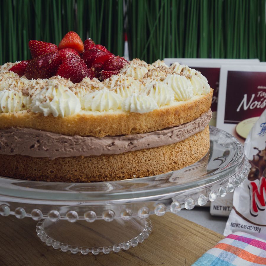 Biscuit cake